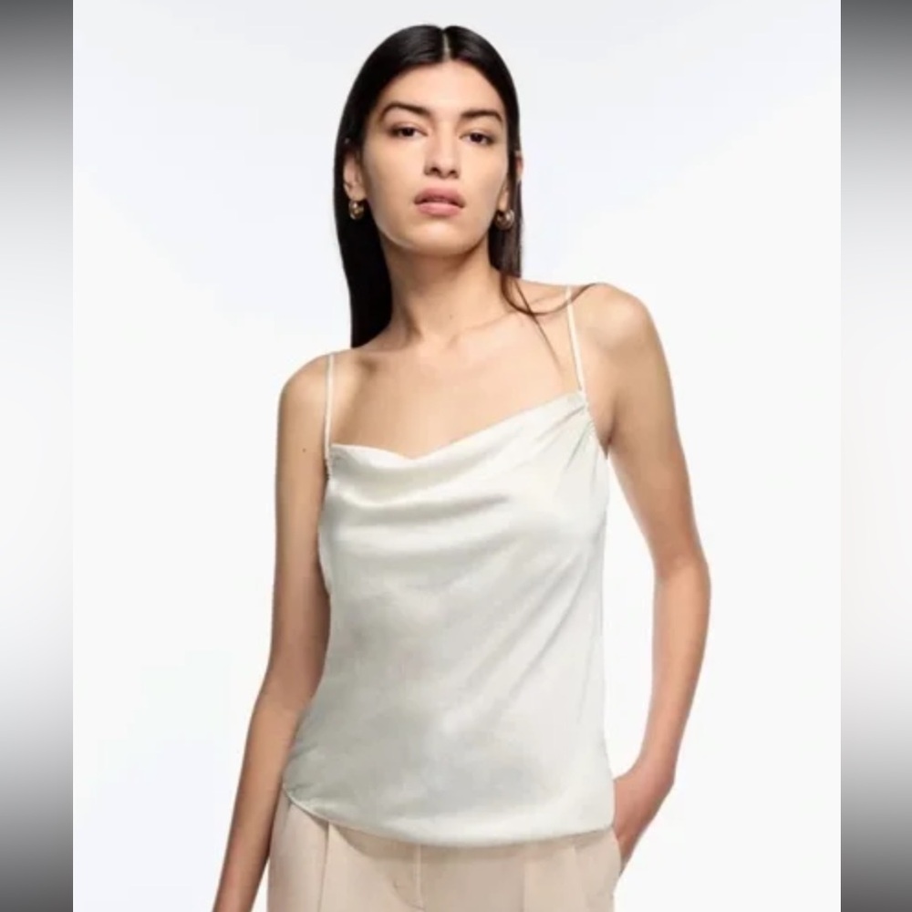 NWT Aritzia Wilfred Satin Camisole black